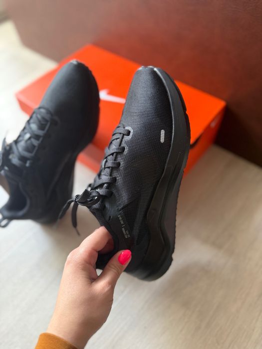 Дамски маратонки Nike