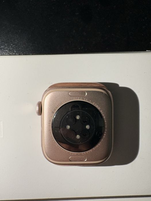 Apple Watch 11 GPS + Cellular