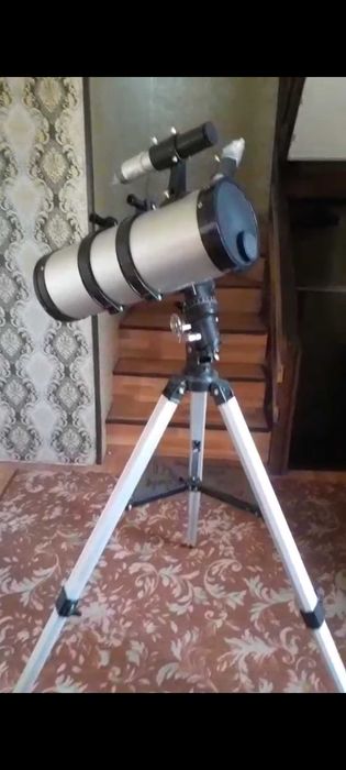 Телескоп (рефлектор Ньютона)