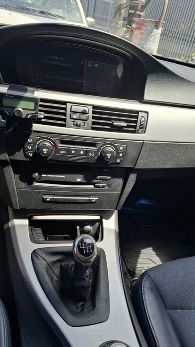 Bmw e90 320d  Bmw seria 318 d