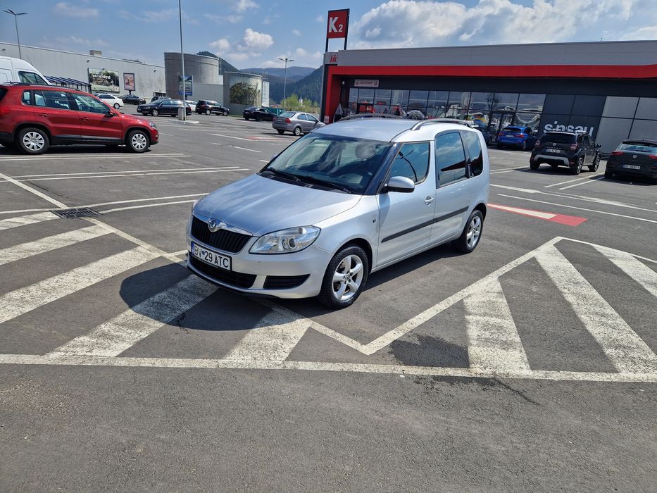 Vând Skoda Fabia Roomster