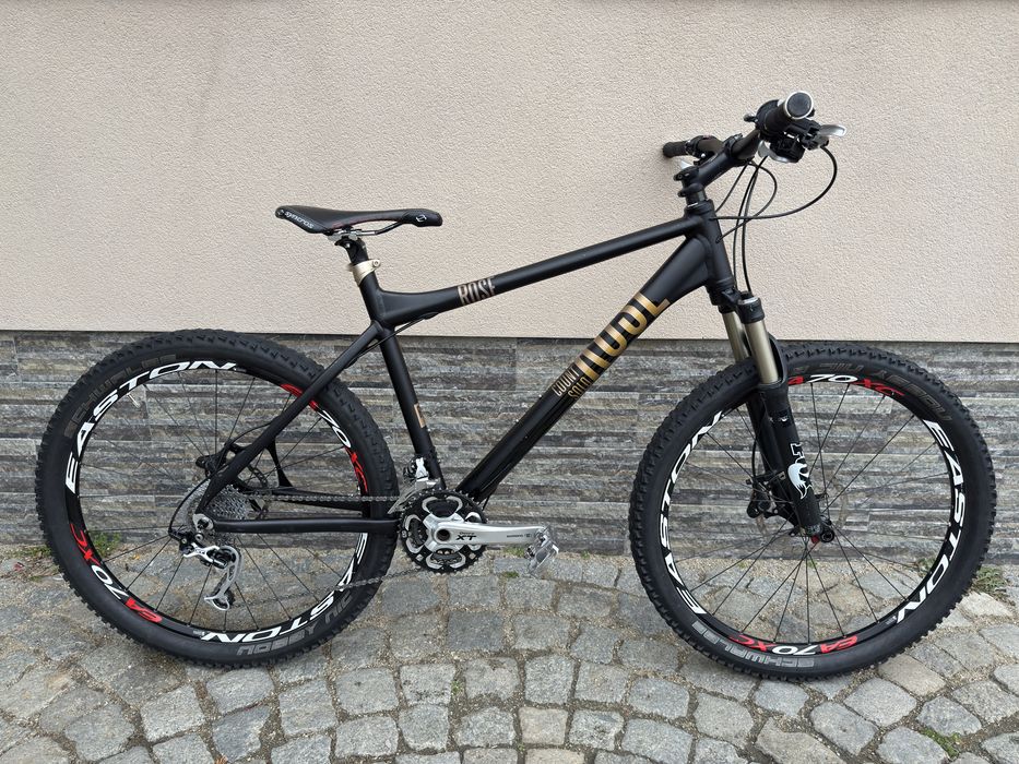 Планински твърдак Rose размер: 26/51см