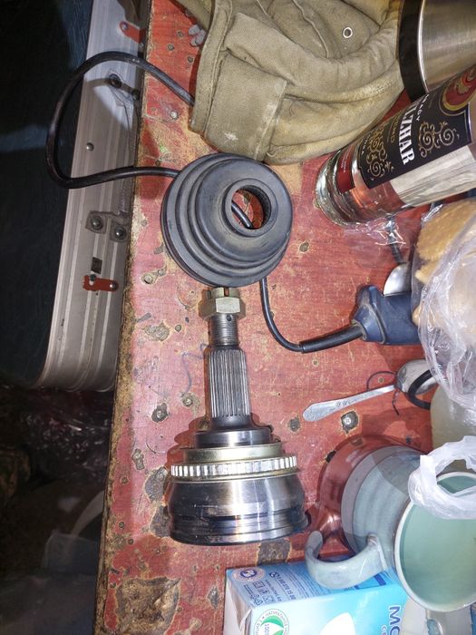 Граната тойота камри