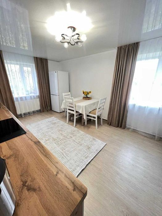 Продается часть дома в центре города !