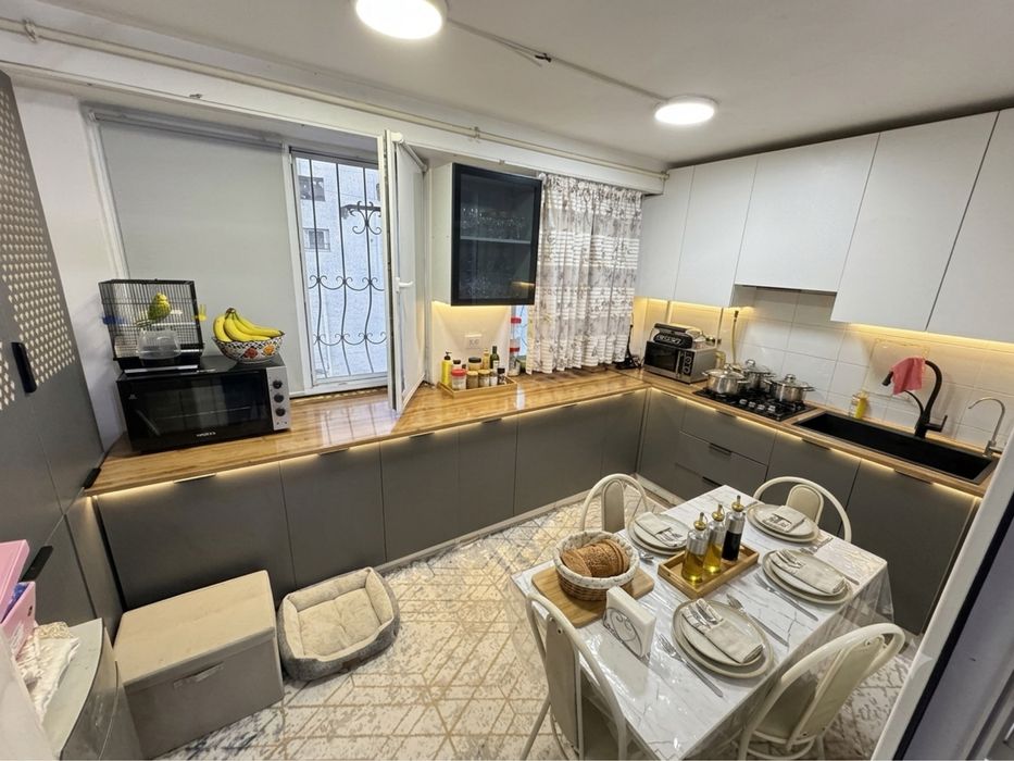 ПРОДАЕТСЯ: 3-комн. кв. 70 м², 1/5 эт., мкр. Акжайык, Шымкент.