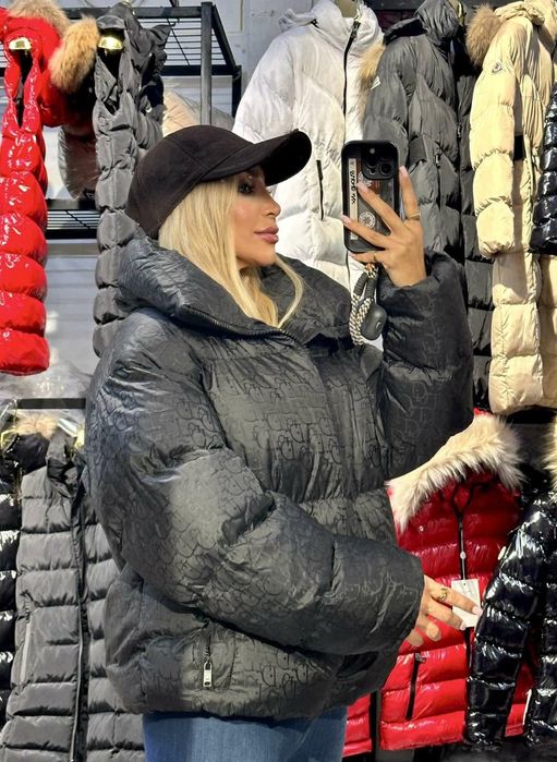 Дамско яке
Внос от Турция
С-2ХЛ
Доставка до 2 дни с преглед и тест