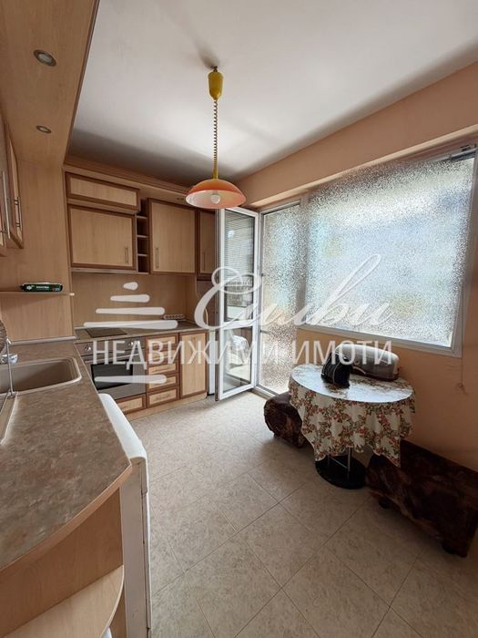 Двустаен ЮЖЕН апартамент - кв.Тракия!