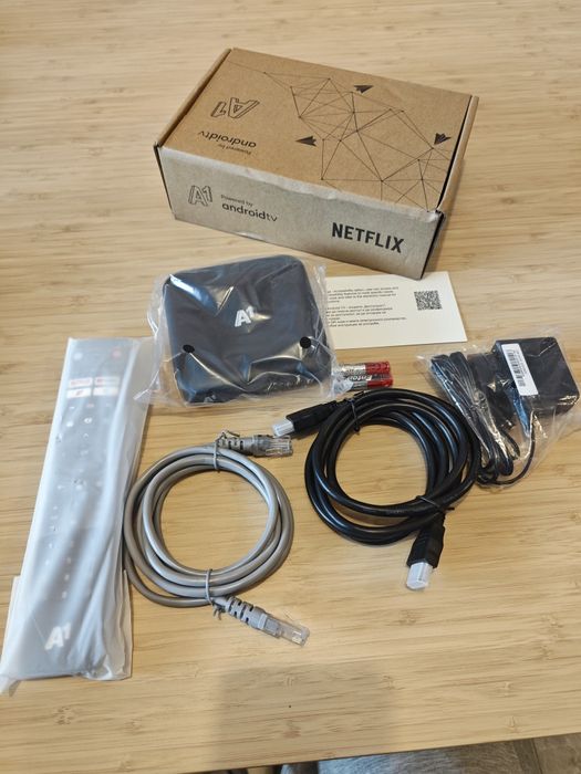 ZTE ZXV10 B866V2F02 RichMedia Box 32GB/2GB/Android  14 Android TV Box