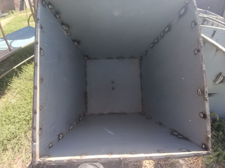 Мусорный контейнер для мусора