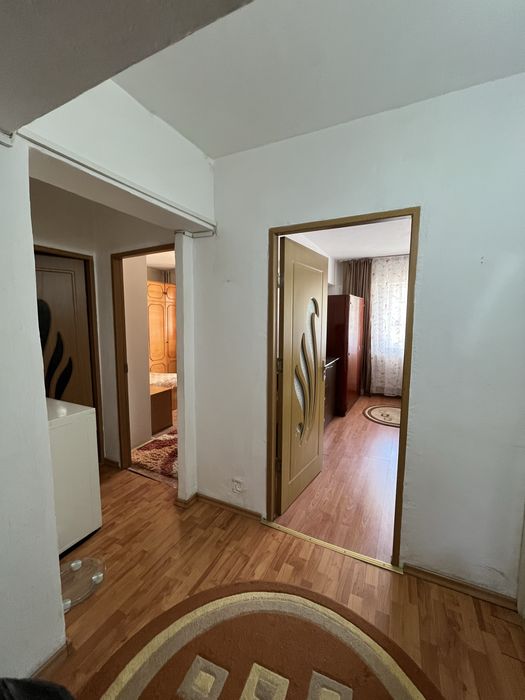 Apartament 3 camere 73 mp utili, etaj 1, 2 băi – Zona Dincă, Vulcan