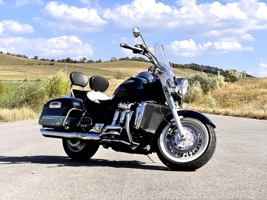 Triumph Rocket 3 Touring 2300cc schimb cu masina