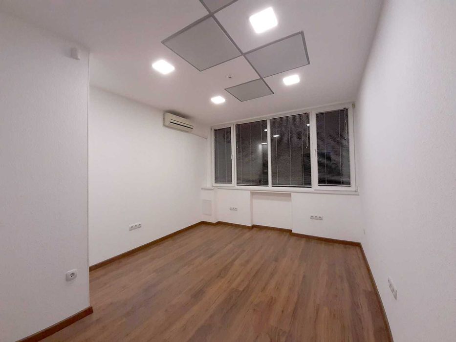 Дава се под наем Офис в Варна, Окръжна болница - 17 кв.м за 255 € - Снимка #1