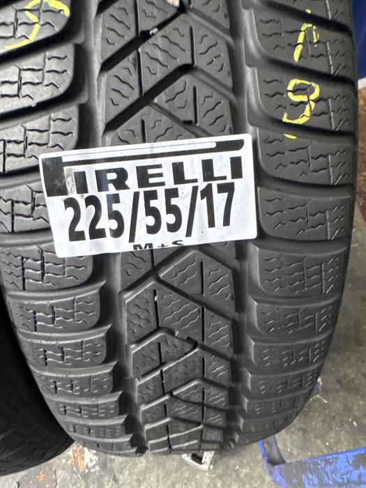 225/55/ 17 Pirelli