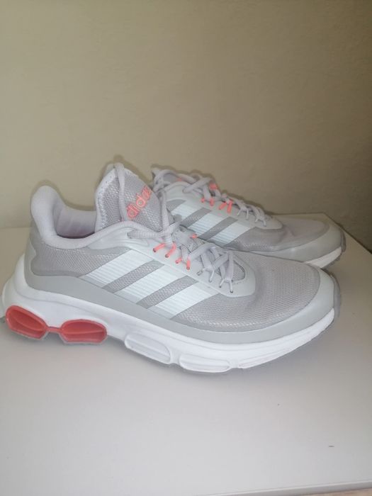 Маратонки  adidas  38