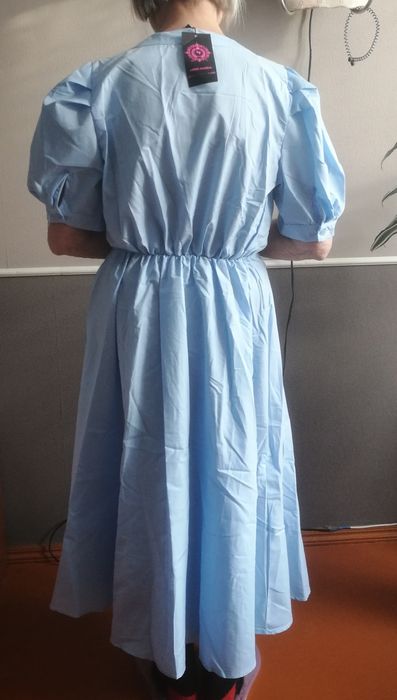 Продам   платья .