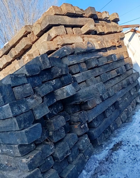 Шпалы для подкладки контейнеров