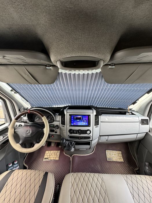 Мерседес Спринтер вип салон 17 мест