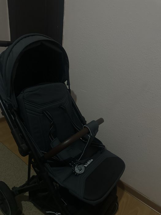 Коляска новая kidilo