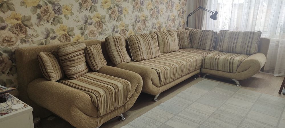 Продам угловой диван
