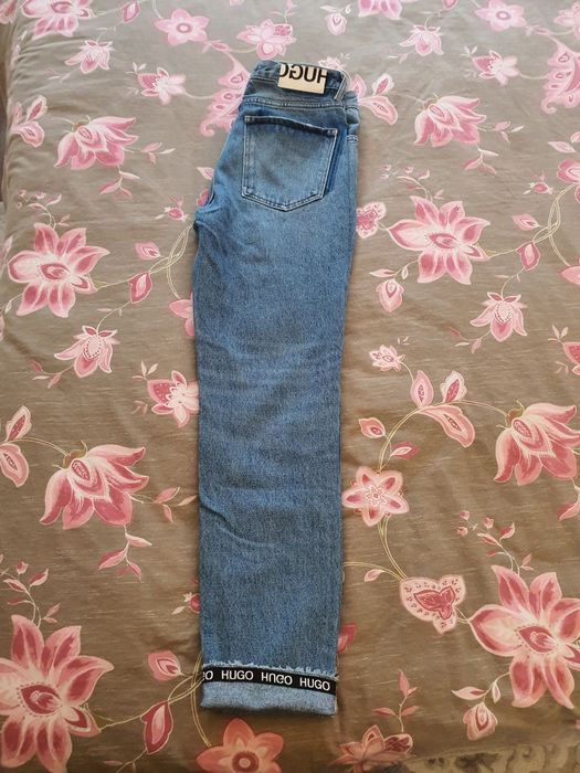 Blugi Hugo Boss originali nr 30