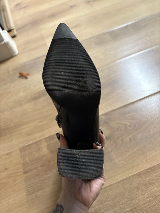 Ботильоны  черные Dino Ricci