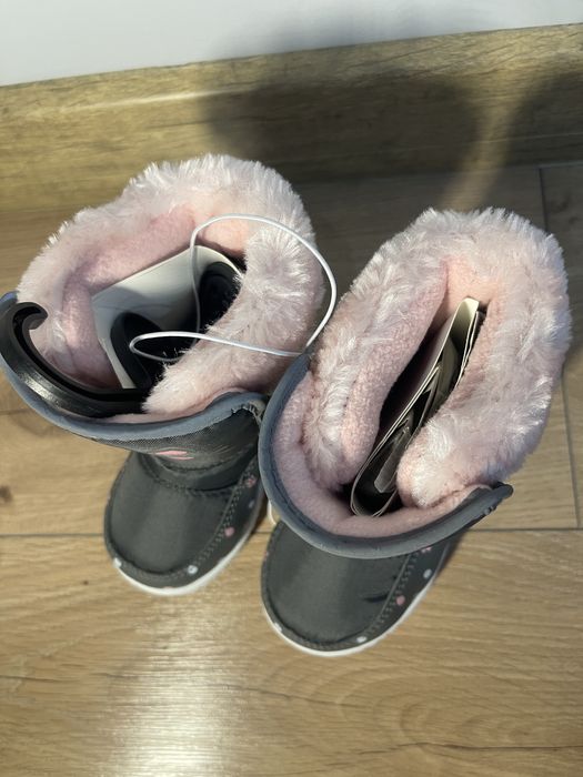 Детски зимни боти с пух