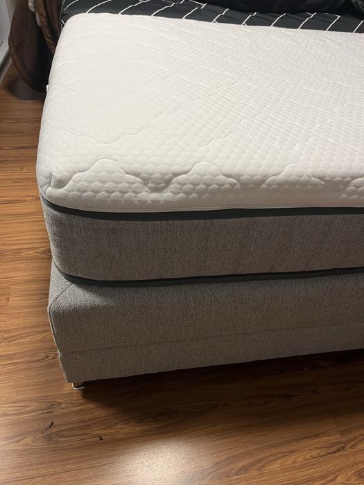 2 saltele 90/200cu grosime de 30 cm