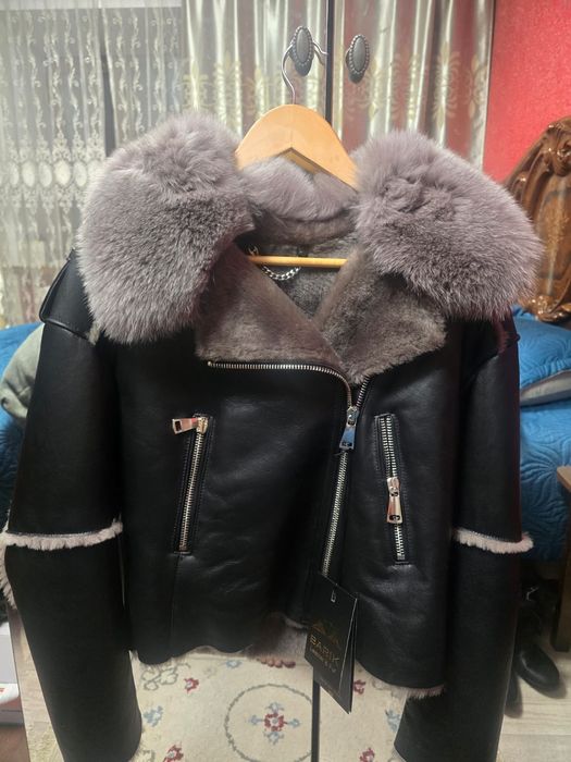 Продам     куртку