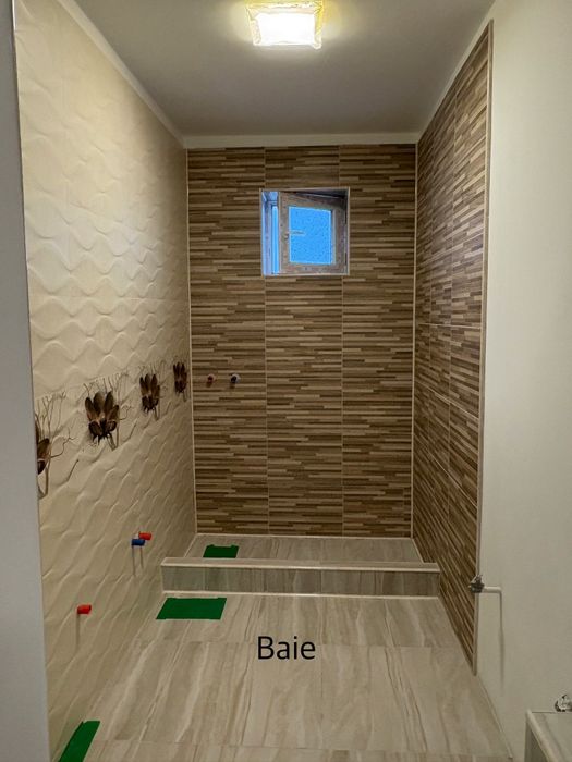 Casă Oșorhei  zona centrală la șosea