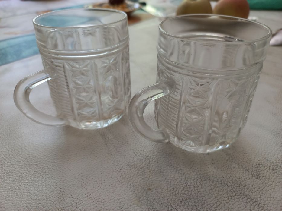 Фужеры стеклянные с ручкой