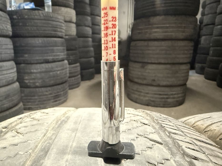 Bridgestone 225/45/17