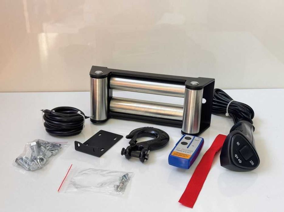 Лебедка TITAN ULTRA 13500 Lbs , 12V, електрическа, за пътна помощ джип