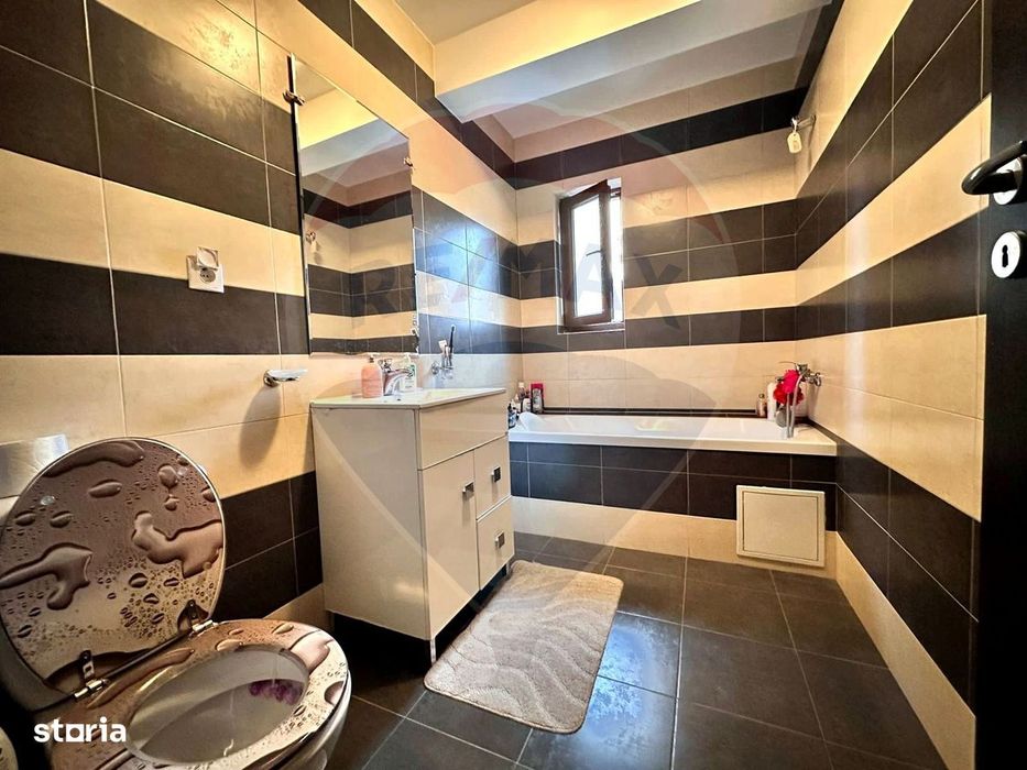 Apartament 3 camere, 63 mp, balcon 9 mp