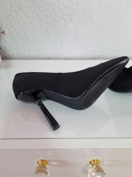 Pantofi eleganti Bershka  (mar.36-23,5cm)