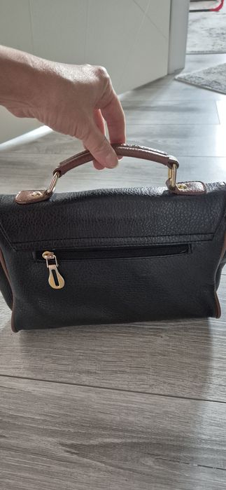 Сумка кожаная удобная