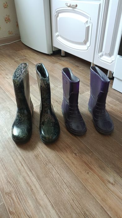 Продам обувь боти