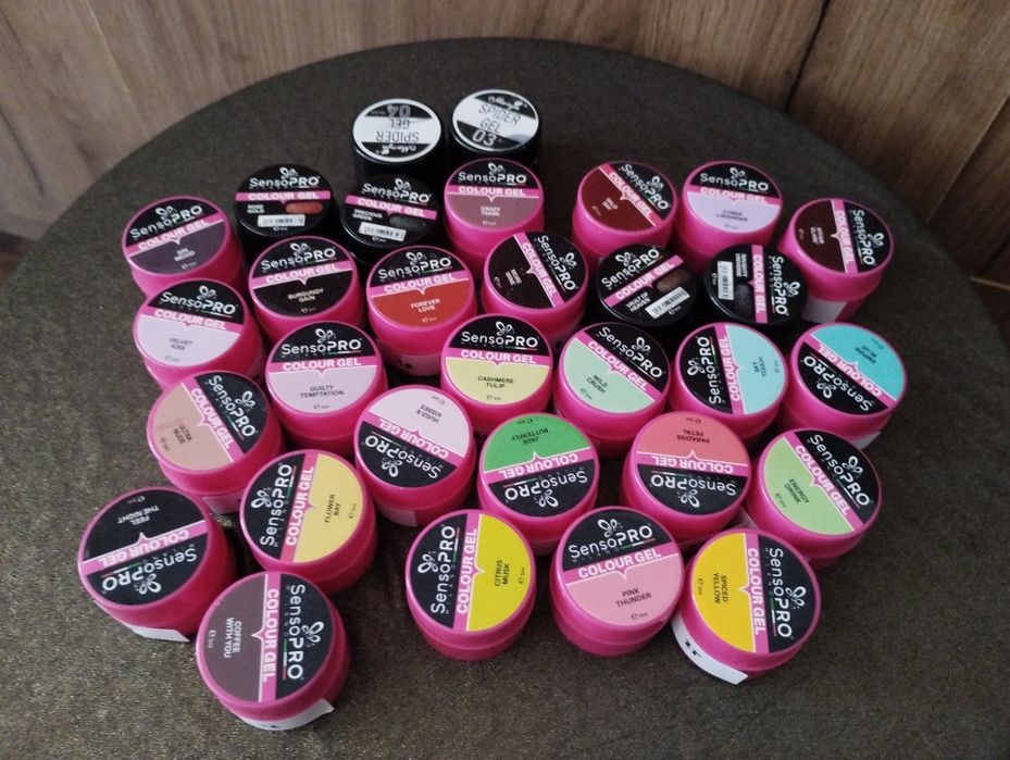 Produse unghii: oje și accesorii