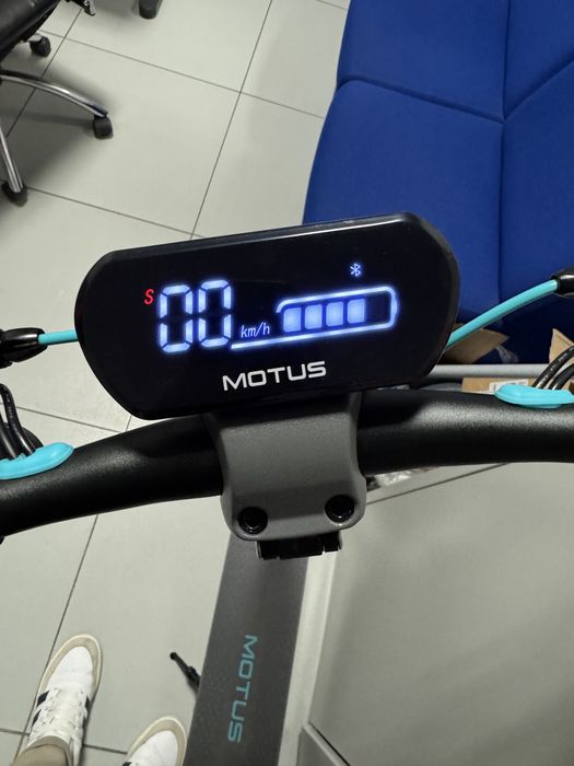 Trotineta electrica Motus Scooty 10 Pro