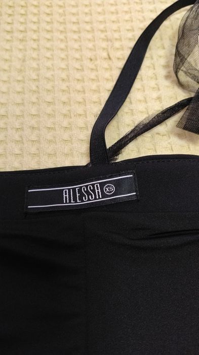 Топ Alessa черен