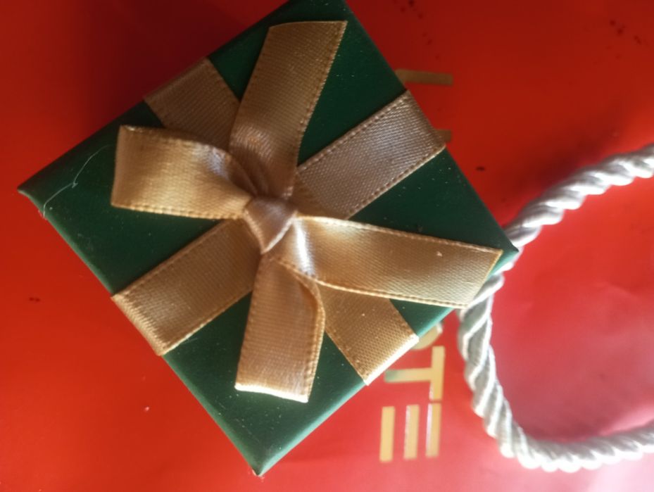 Перстень золото женский