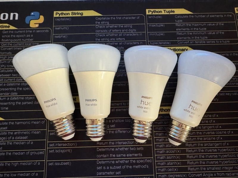 Bec \ Becuri 2 x philips hue white 806+ 2 x philips hue white and color 1100