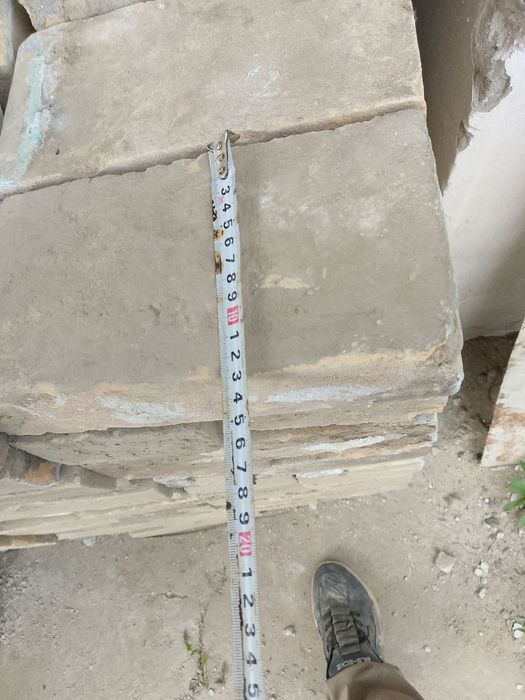 Гишт Николай сариги сотилади 5000 дона