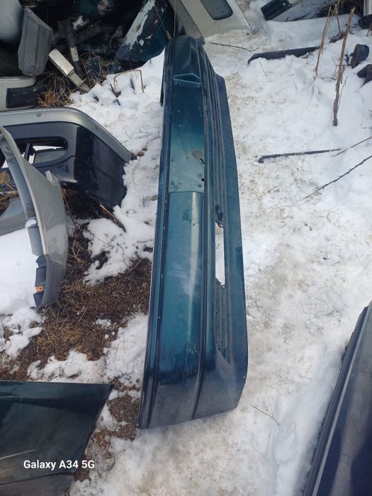 Бампер передний w124