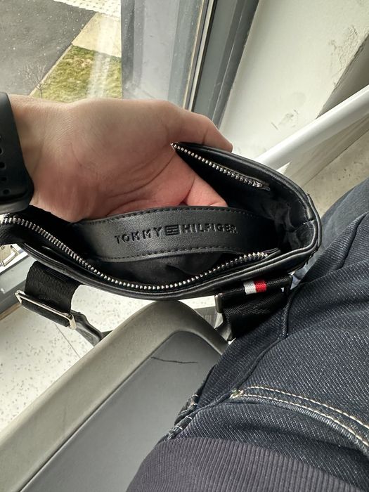 Барсетка томми в хорошем качестве