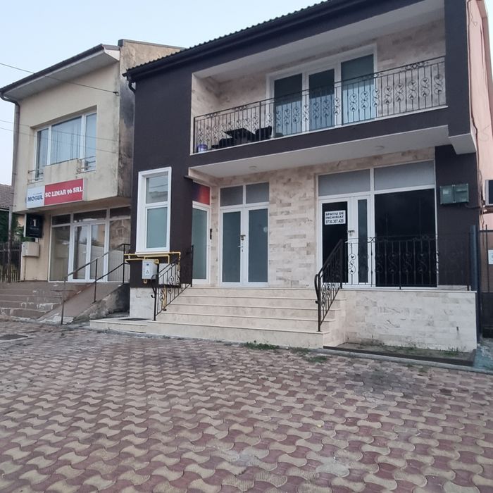 Spati de închiriat pe termen lung parter cu toate utilitatile inclusiv aer conditionat parter