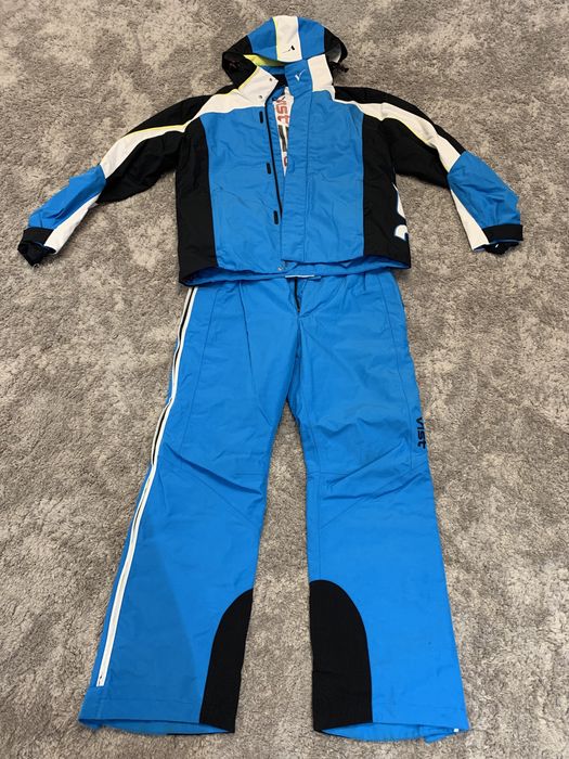 Vist Costum de ski