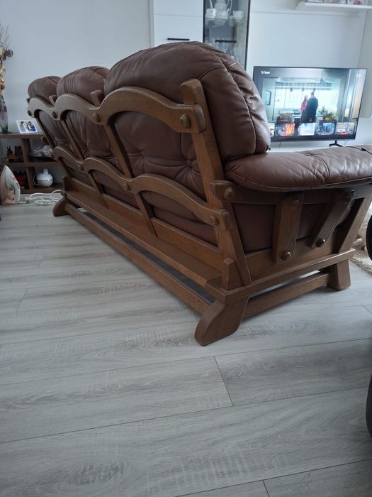 Vand canapea din piele naturala cu 3 locuri