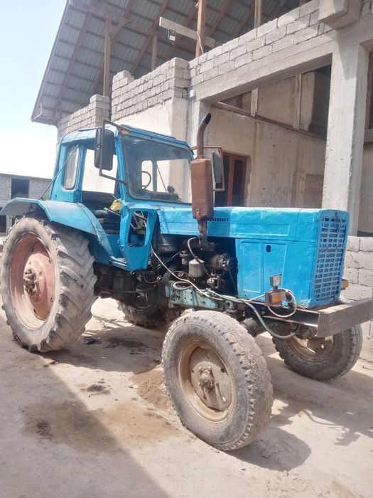 MTZ 80 traktor sotiladi