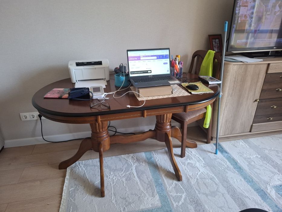 Стол в удов состоянии