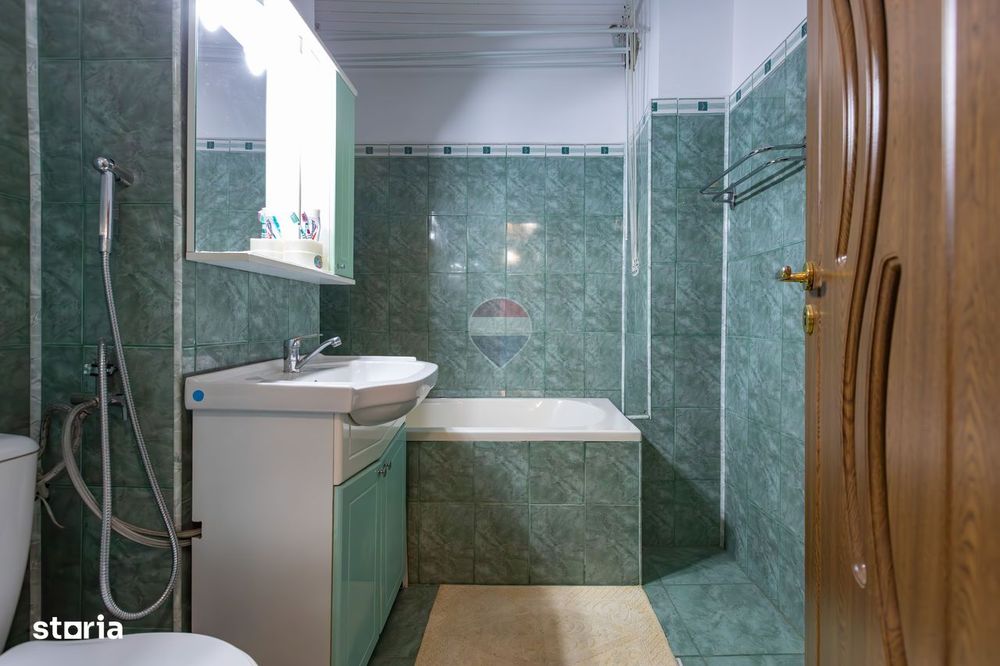Apartament cu 2 camere decomandate strada Progresului zona Zimbru
